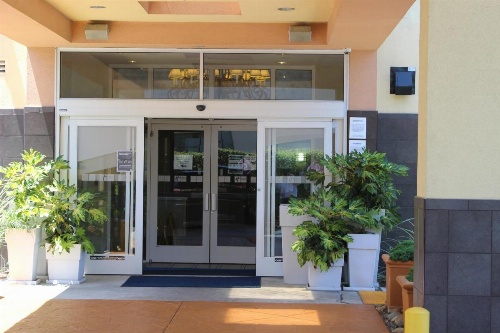 Holiday Inn Express Berkeley image 3